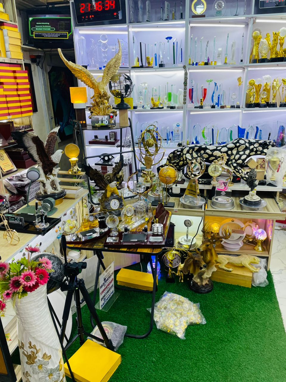 Corporate Gifts/Souvenirs Featured